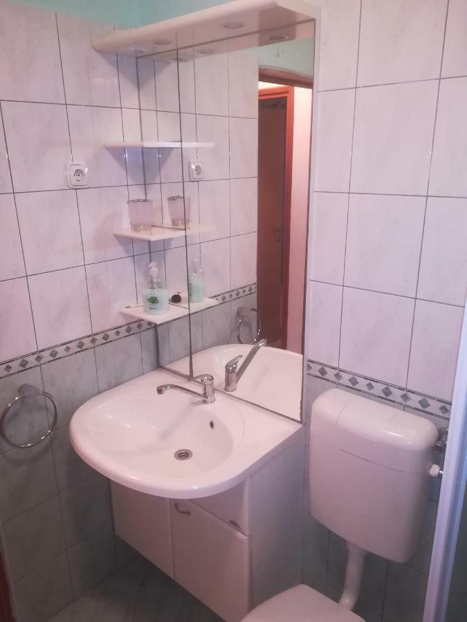 Apartmani Maruncic Omiš Esterno foto