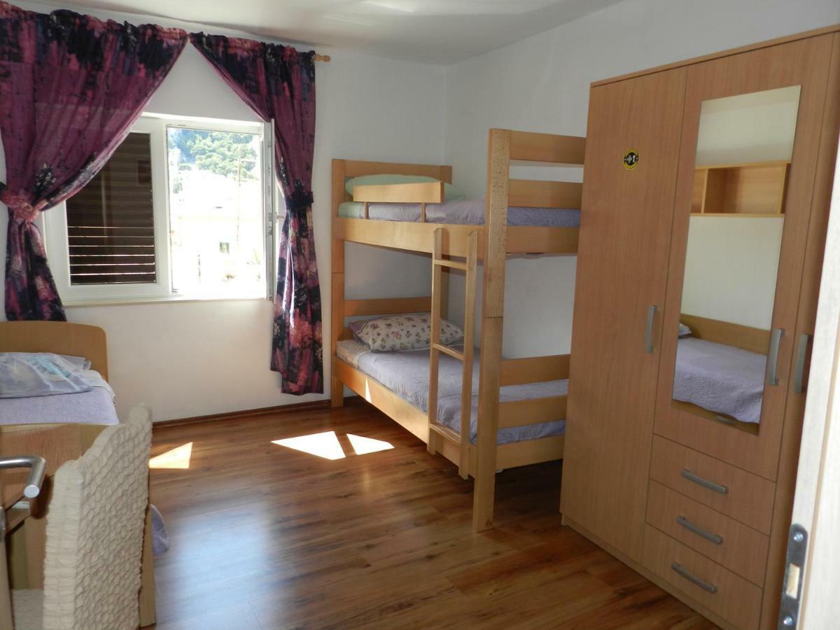 Apartmani Maruncic Omiš Esterno foto